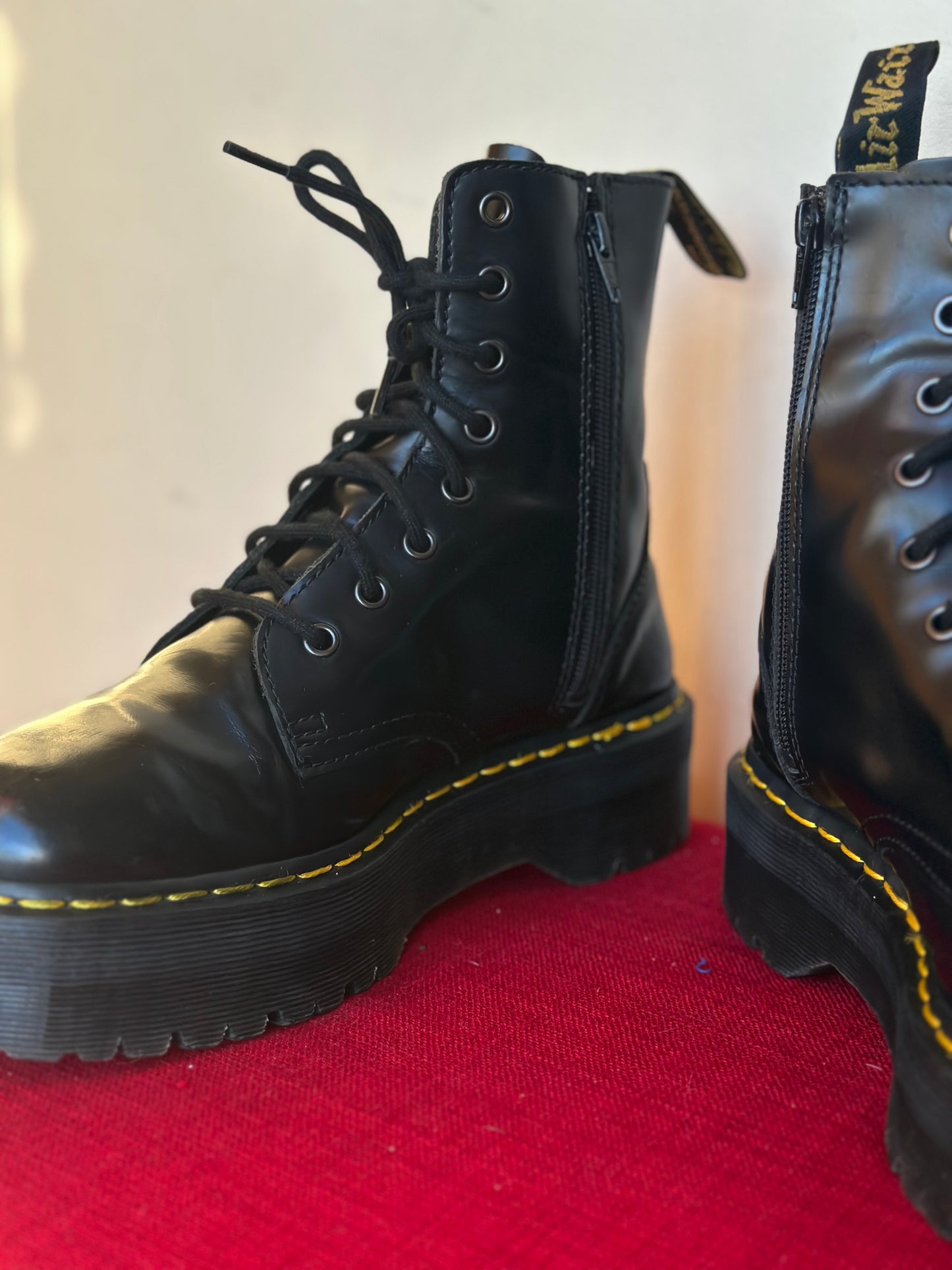 Dr Martens Jadon