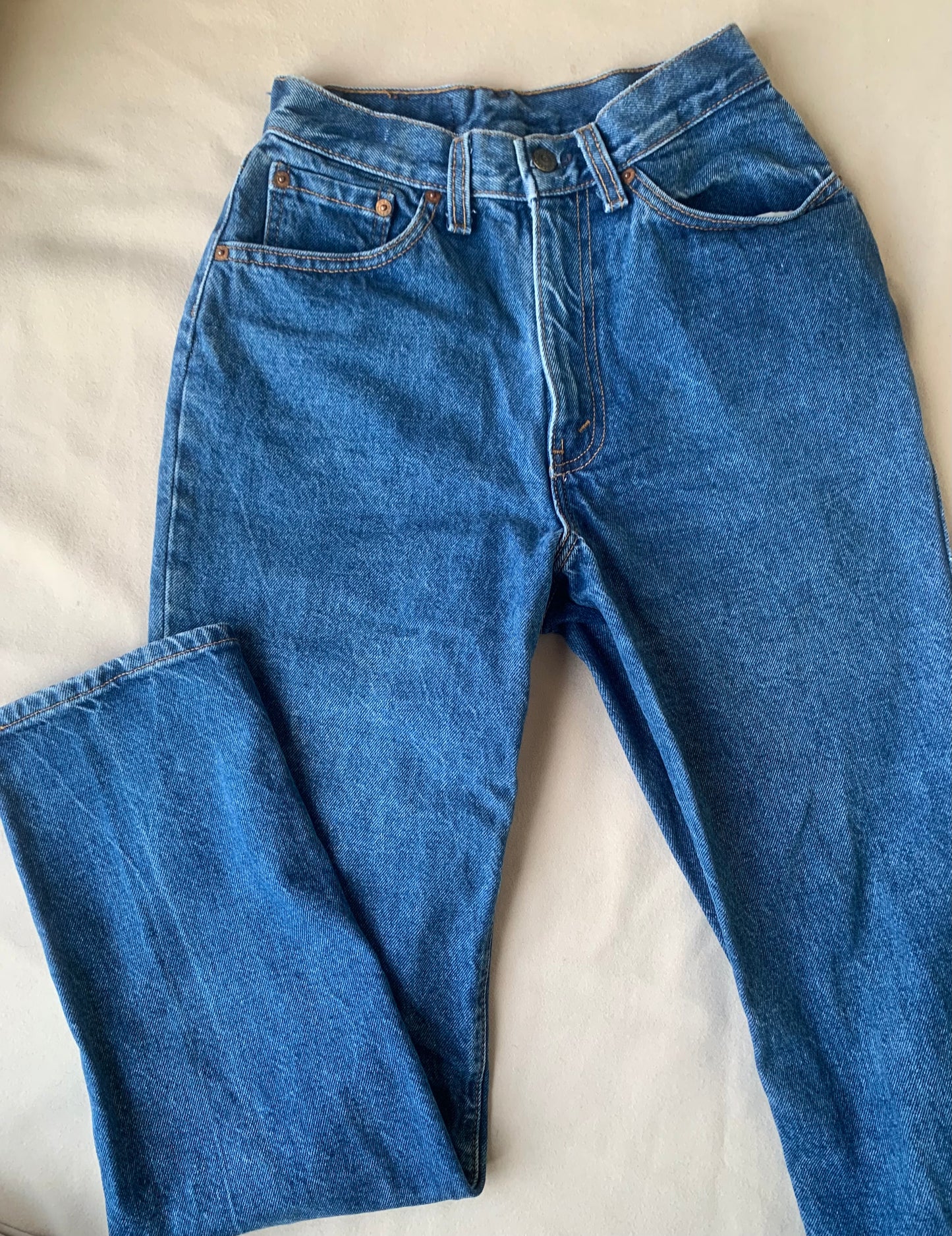 Vintage ladies Levi’s 505 jeans