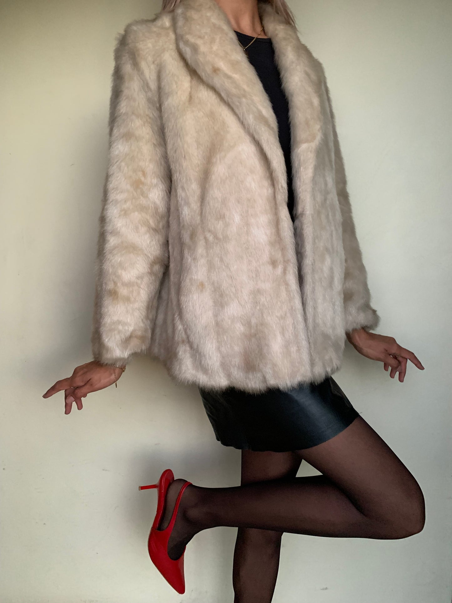 Cream dream faux fur