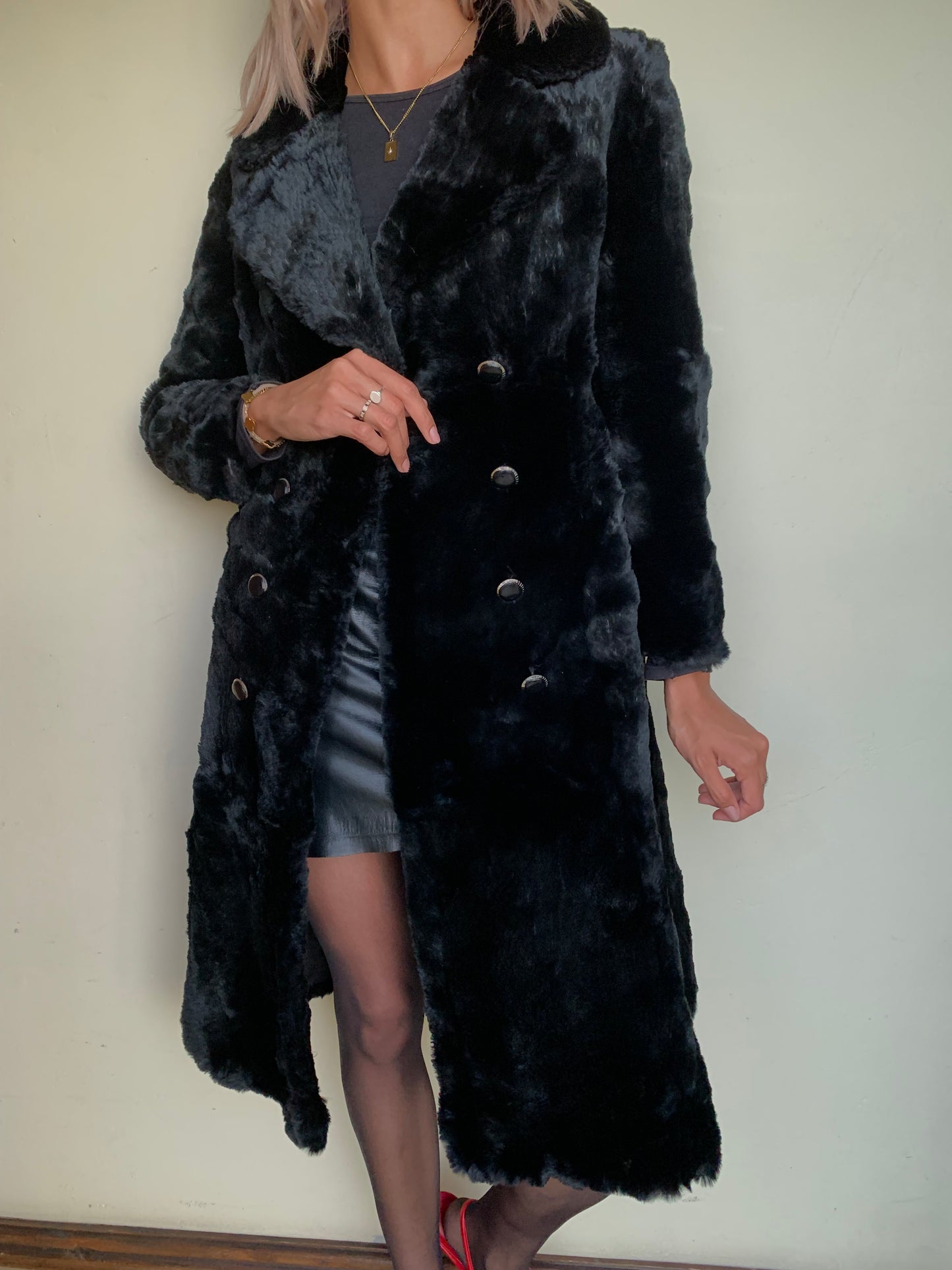 X-long faux fur coat