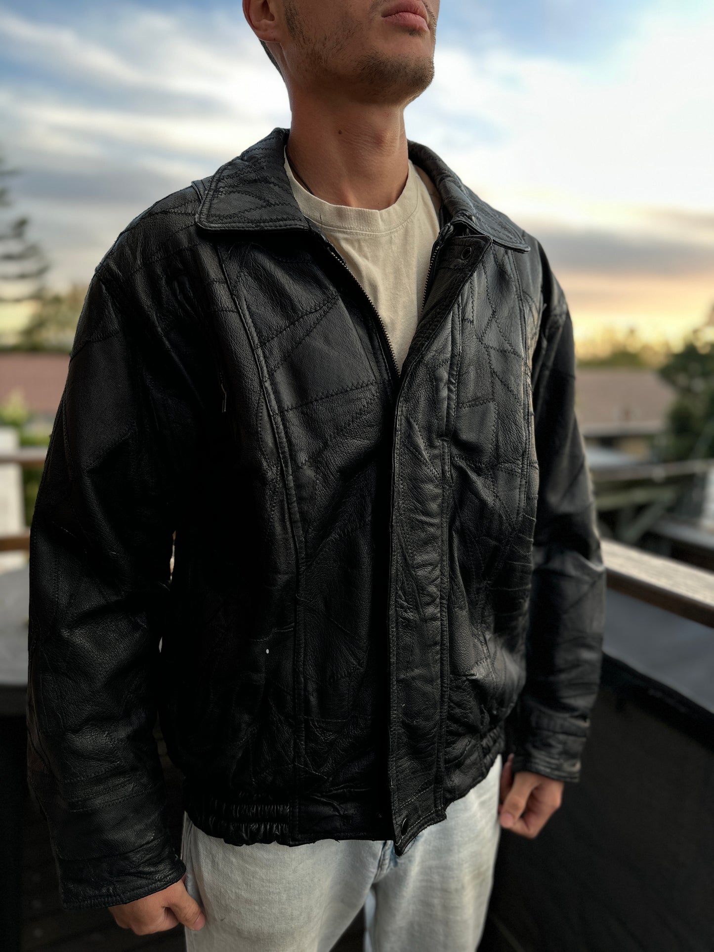 Men’s vintage leather bomber