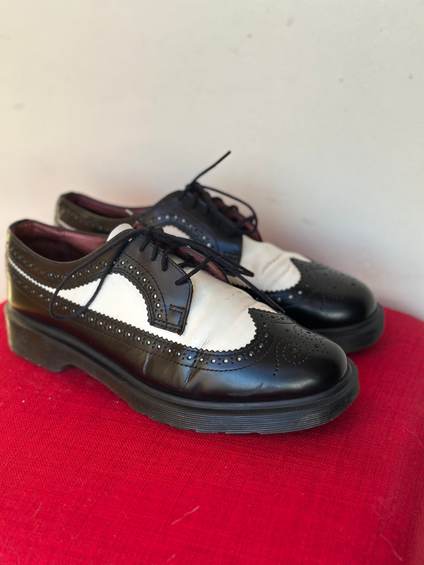 Dr Martens Brogues