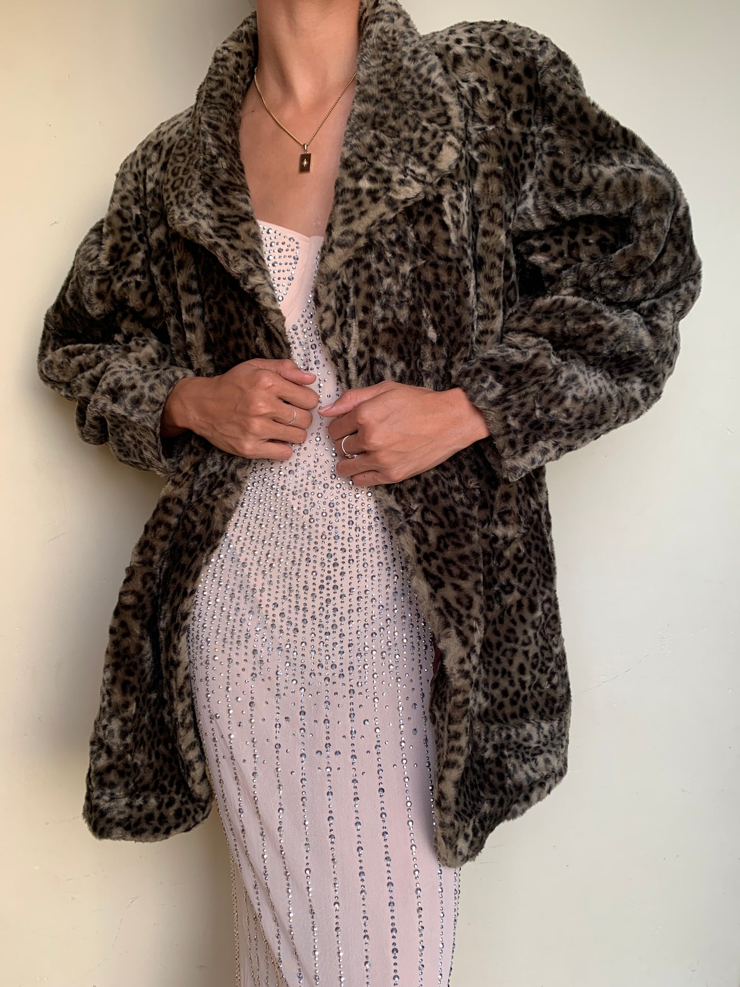 Vintage leopard print faux fur