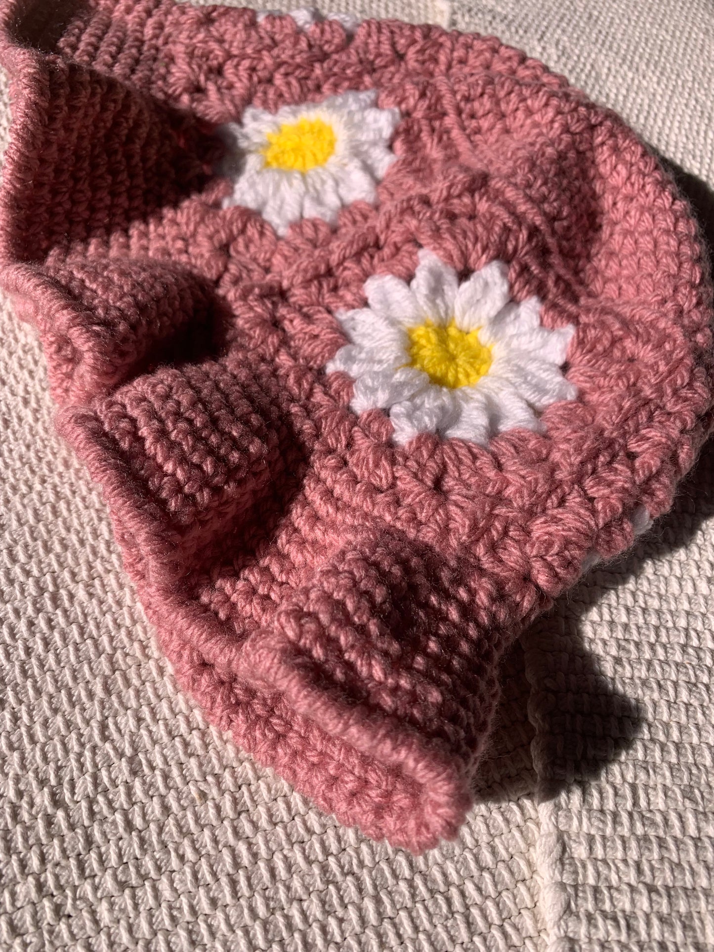 Daisy/Sunflower crochet hats