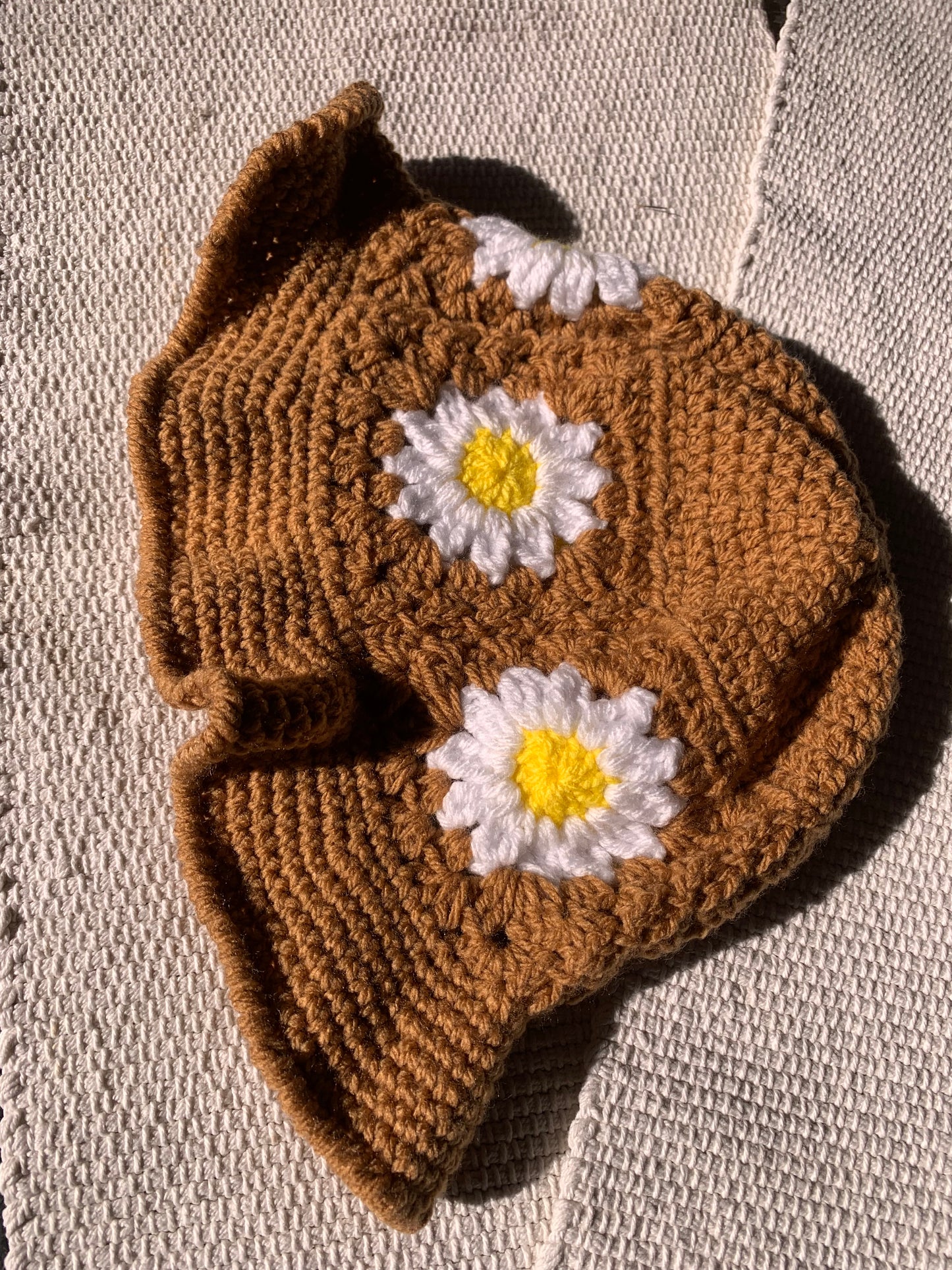 Daisy/Sunflower crochet hats