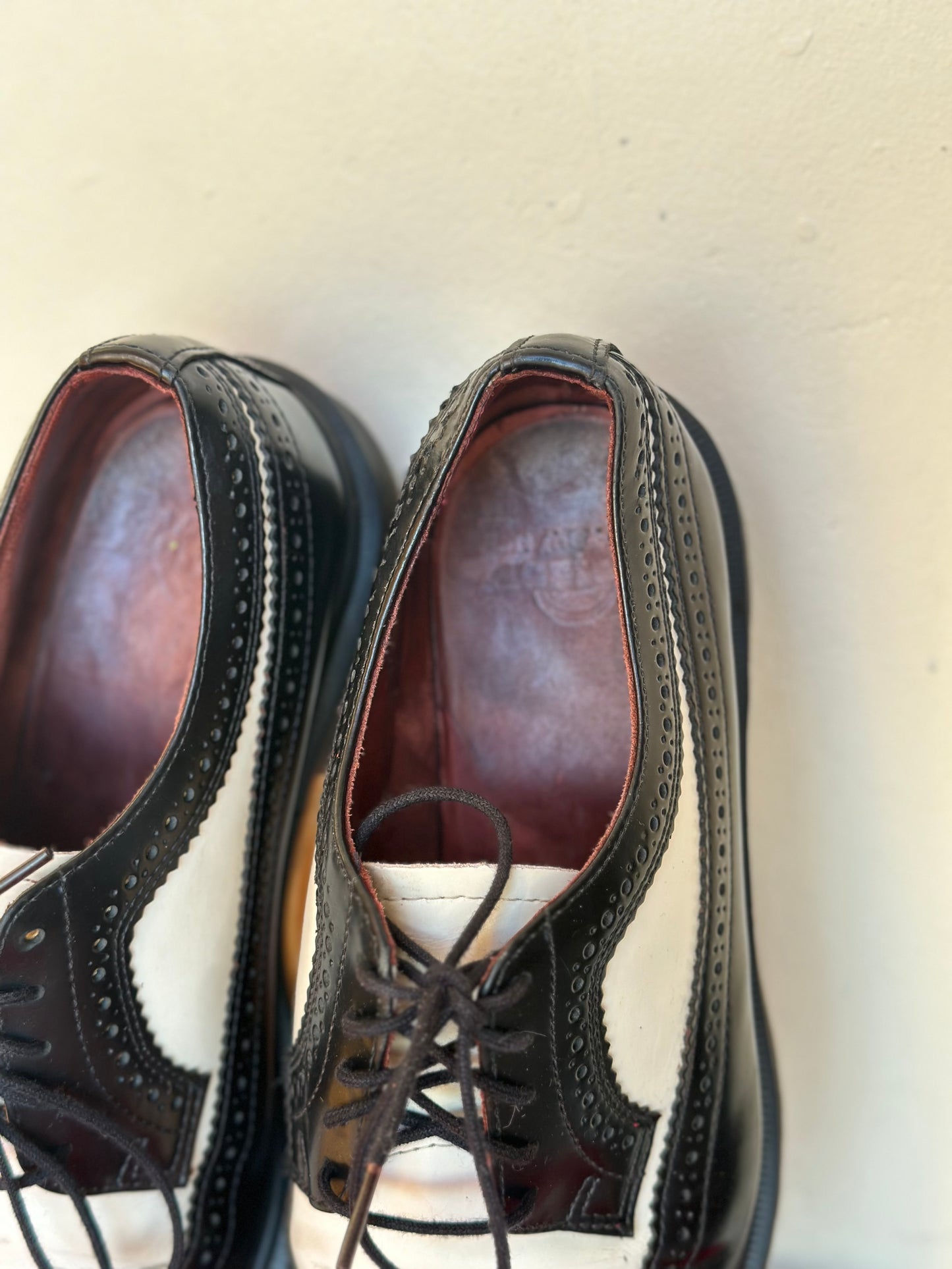 Dr Martens Brogues