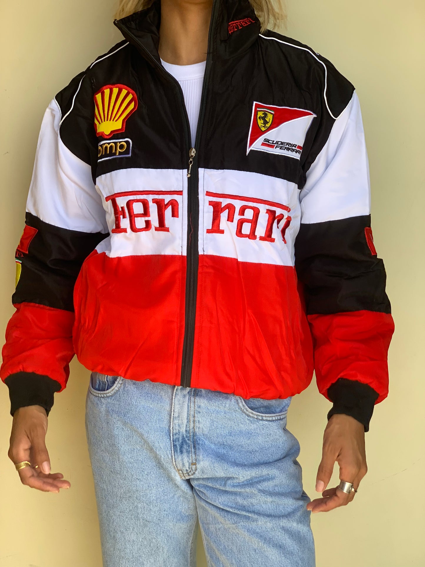 Ferrari racer (Black/White/Red)