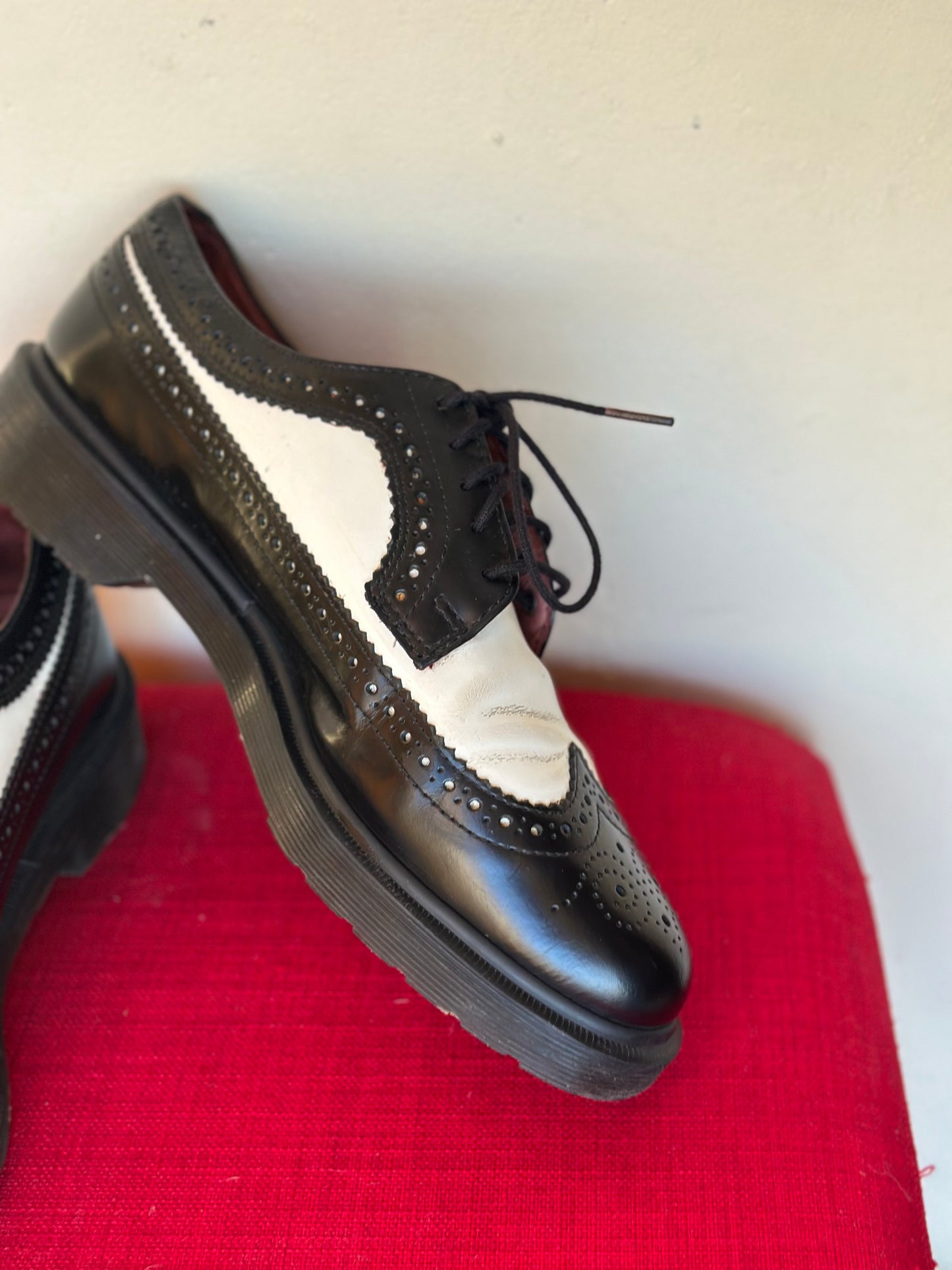 Dr Martens Brogues