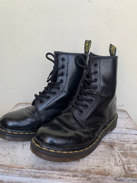 Dr Martens 1460 8-hole (4)