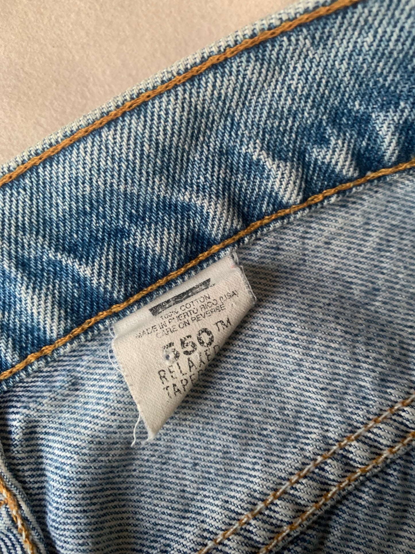 Vintage Levi’s 550 jeans