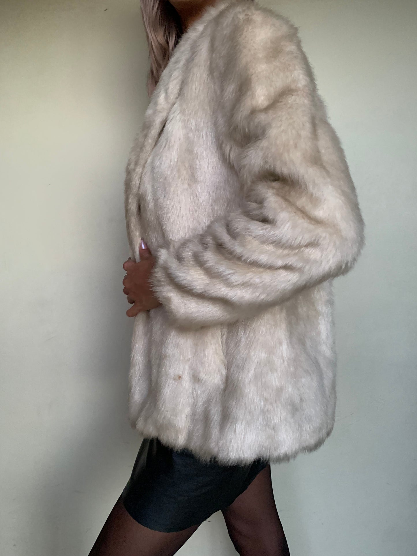 Cream dream faux fur