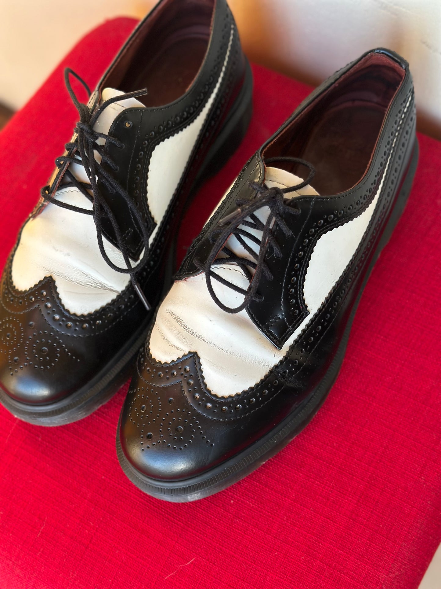 Dr Martens Brogues