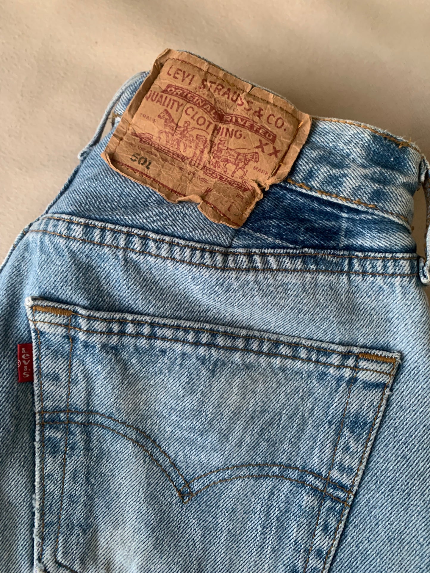 Vintage ladies Levi’s 501 jeans