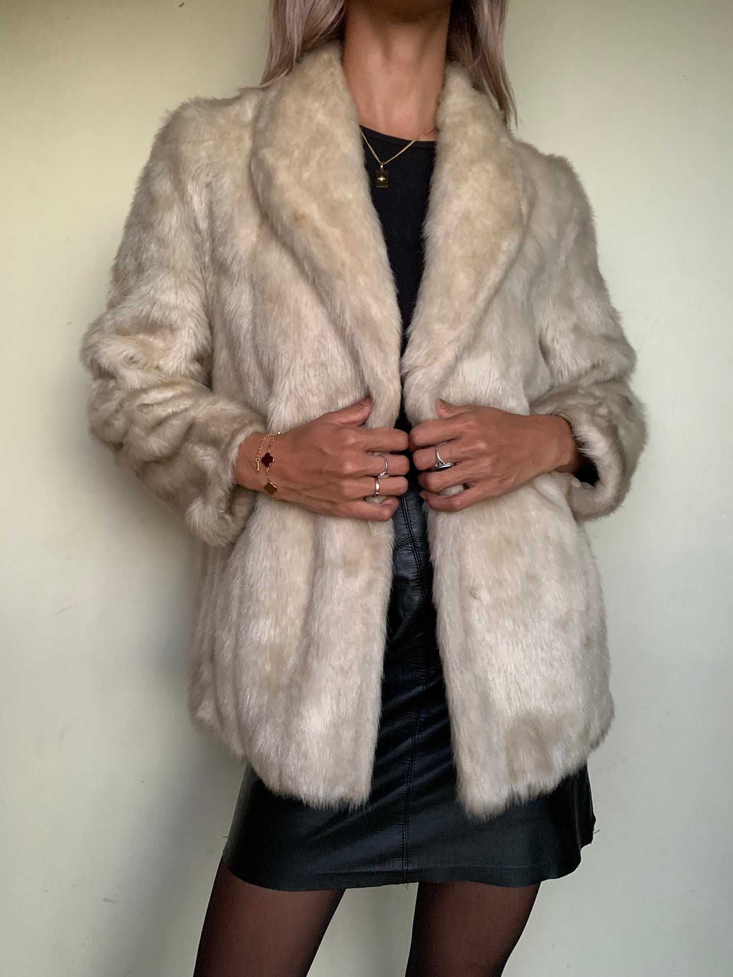 Cream dream faux fur