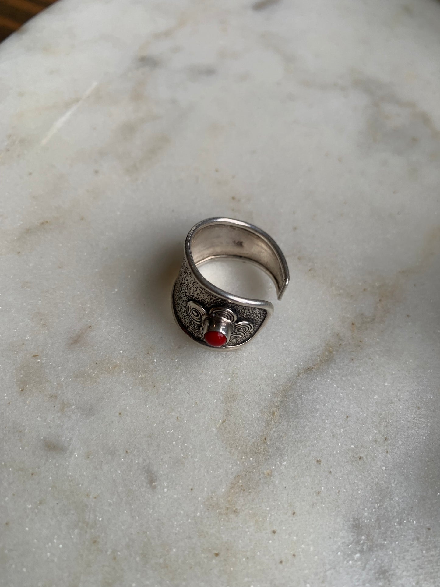 Adjustable ring