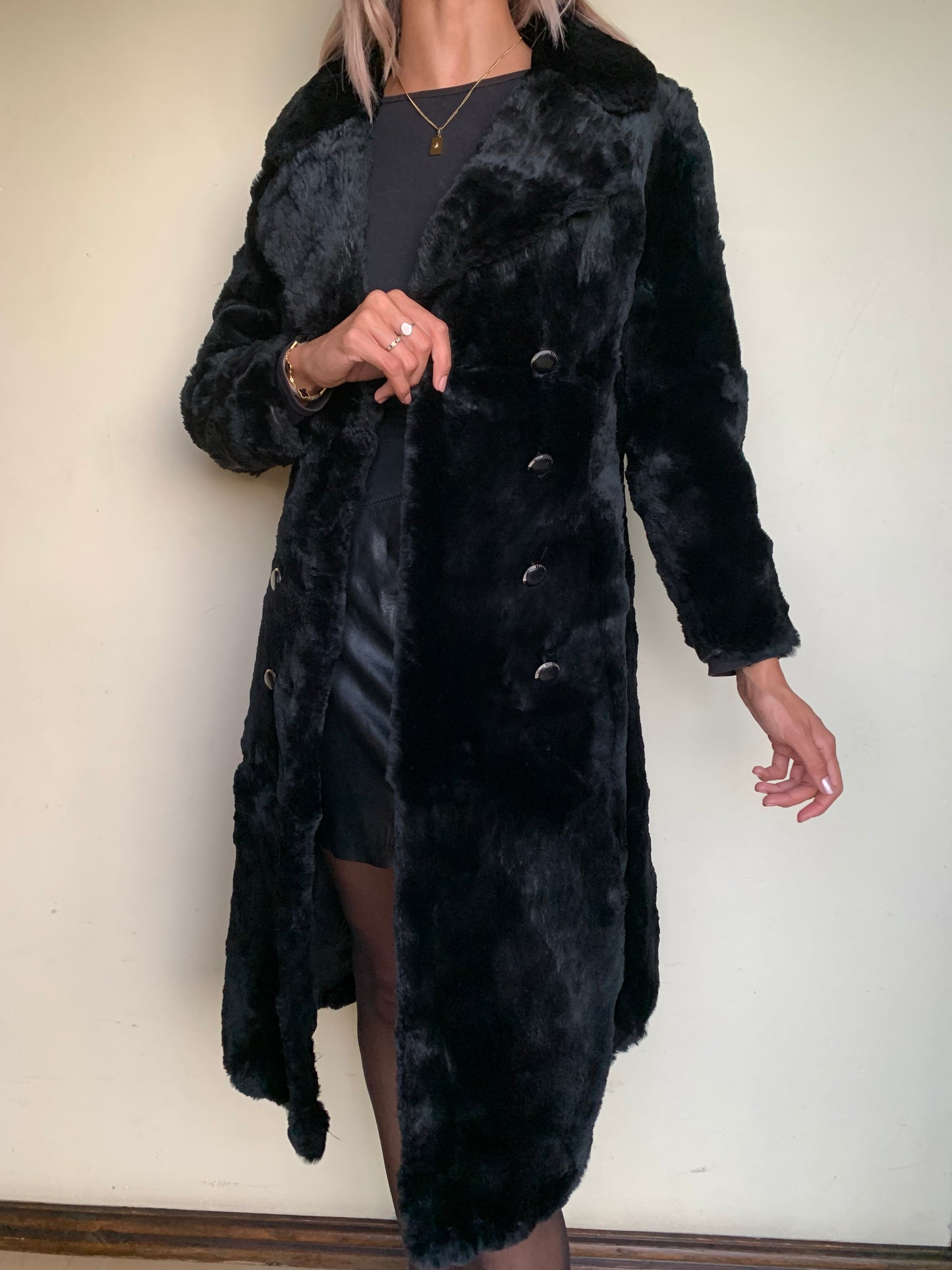 X-long faux fur coat