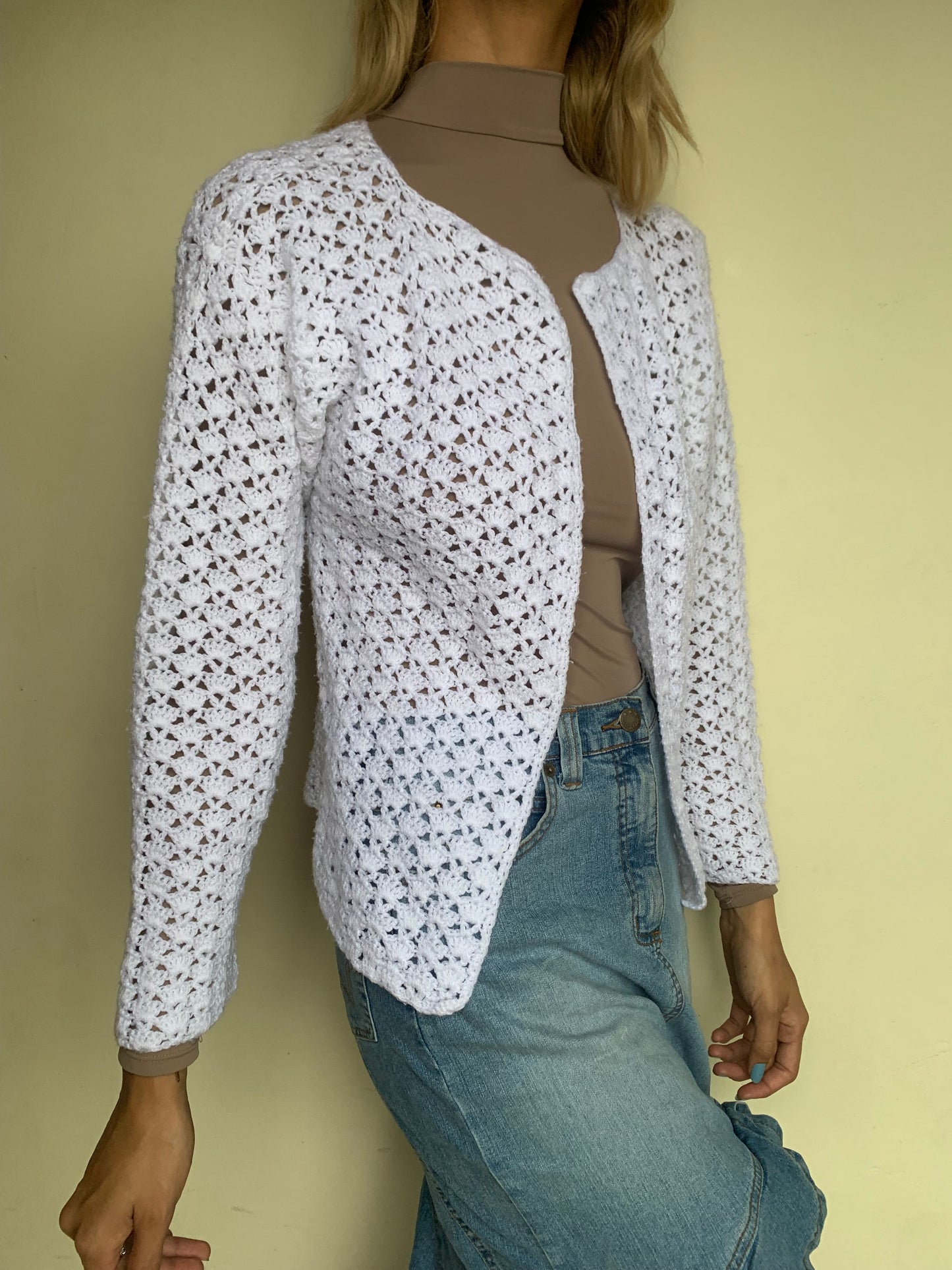 Crochet cardi white