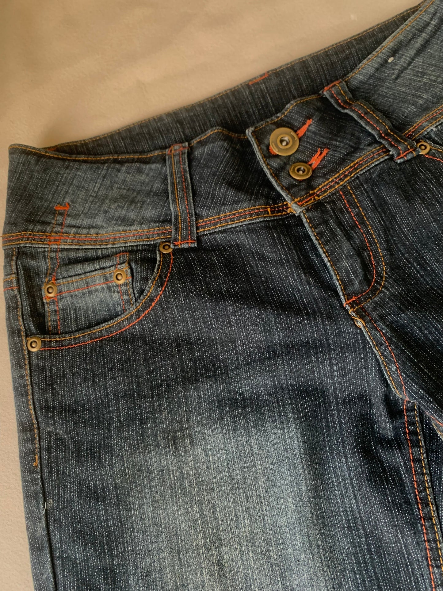 Y2K darkwash jeans