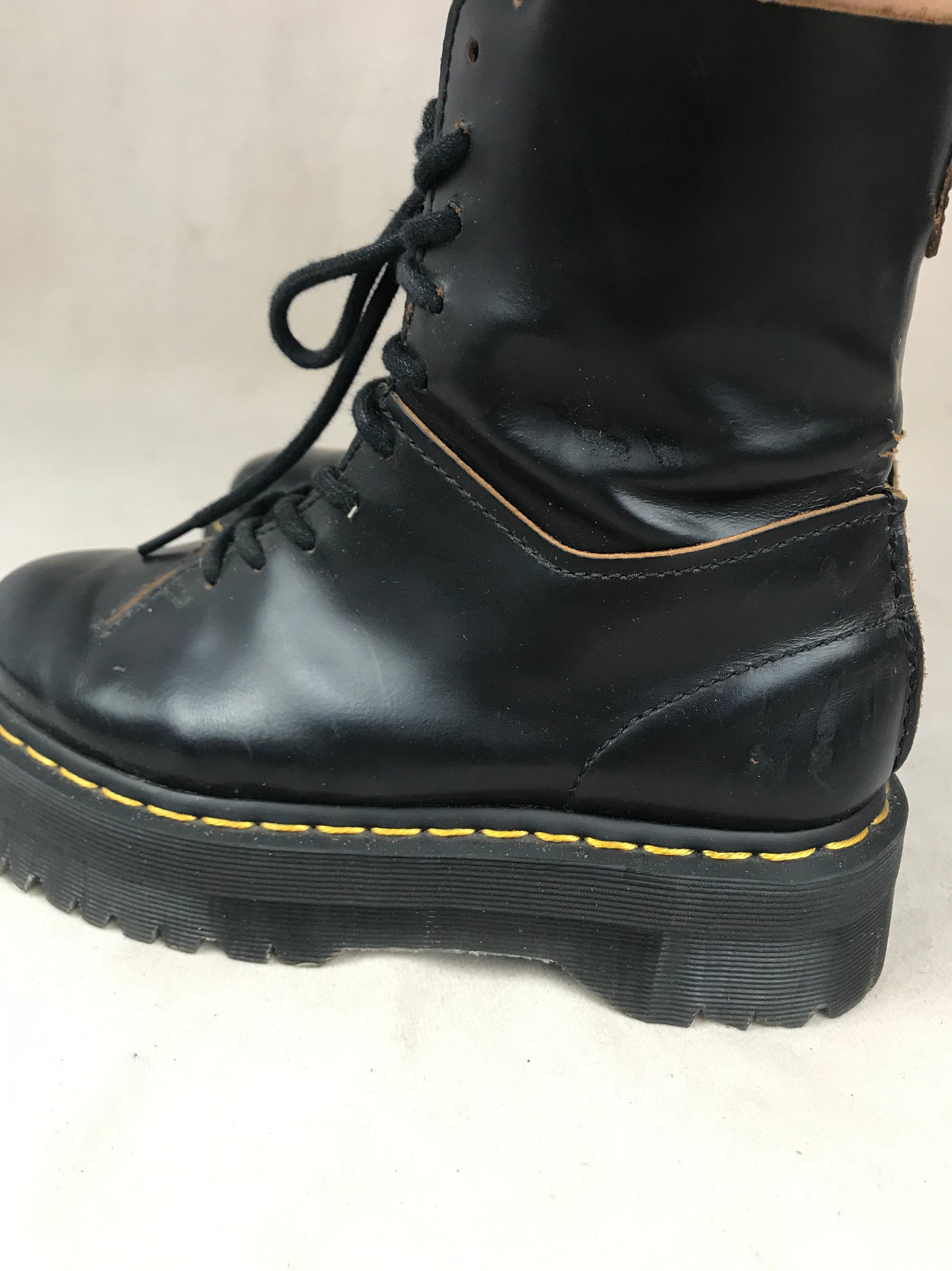 Dr Martens Jadon Decon