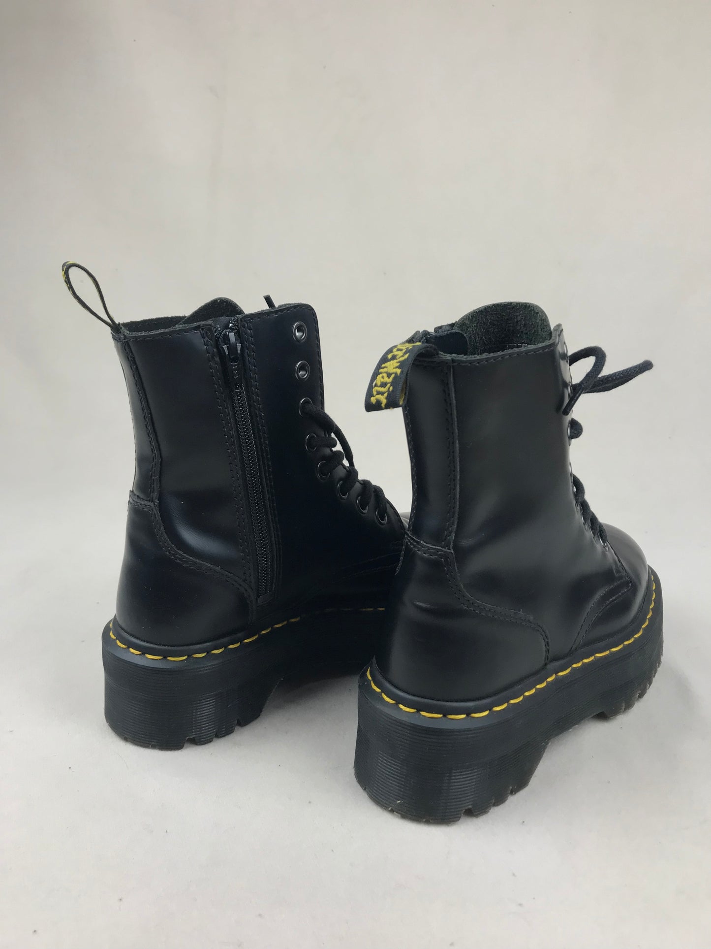 Dr Martens (Jadons)