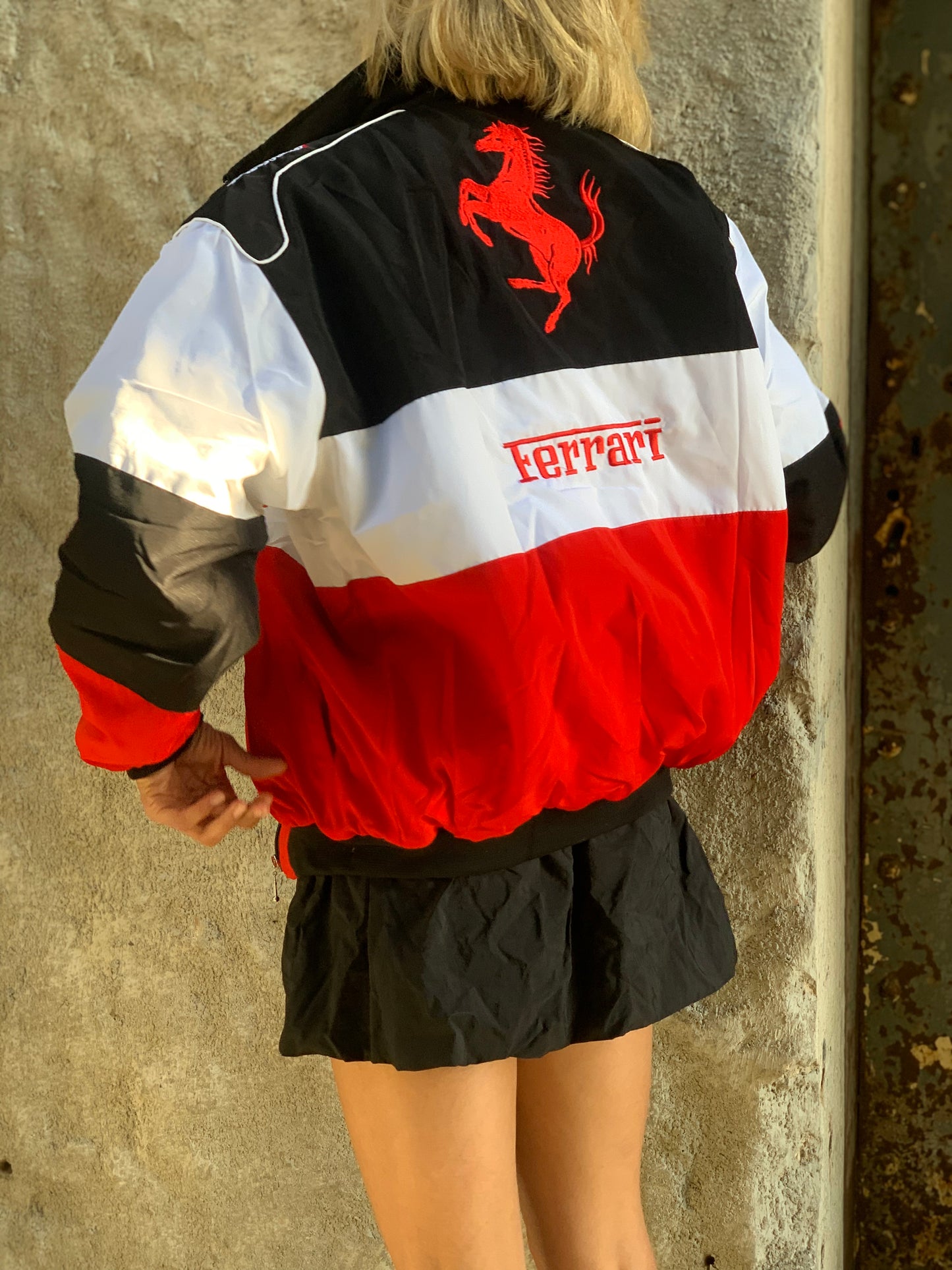 Ferrari racer (Black/White/Red)