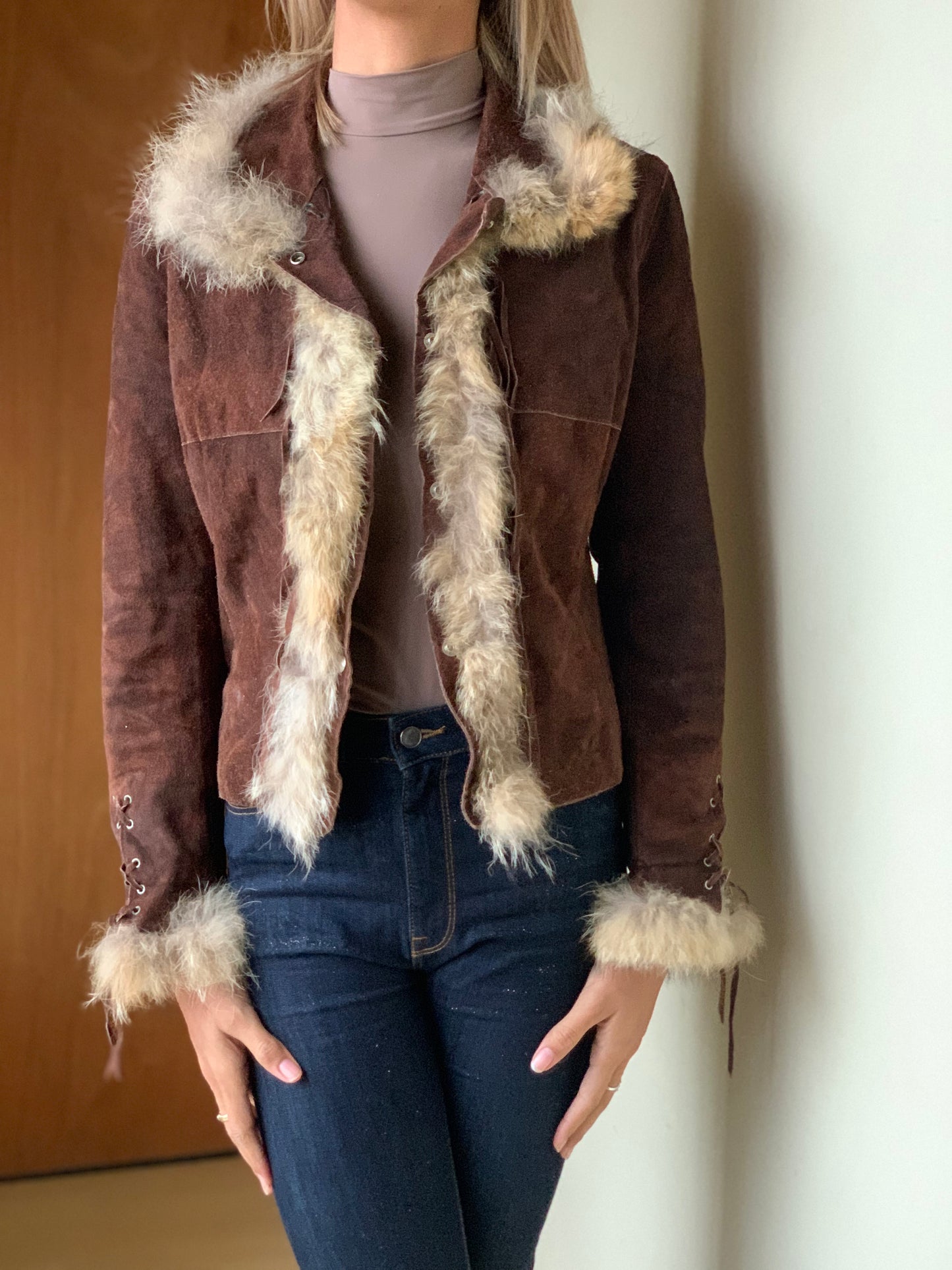 Suede jacket with fur