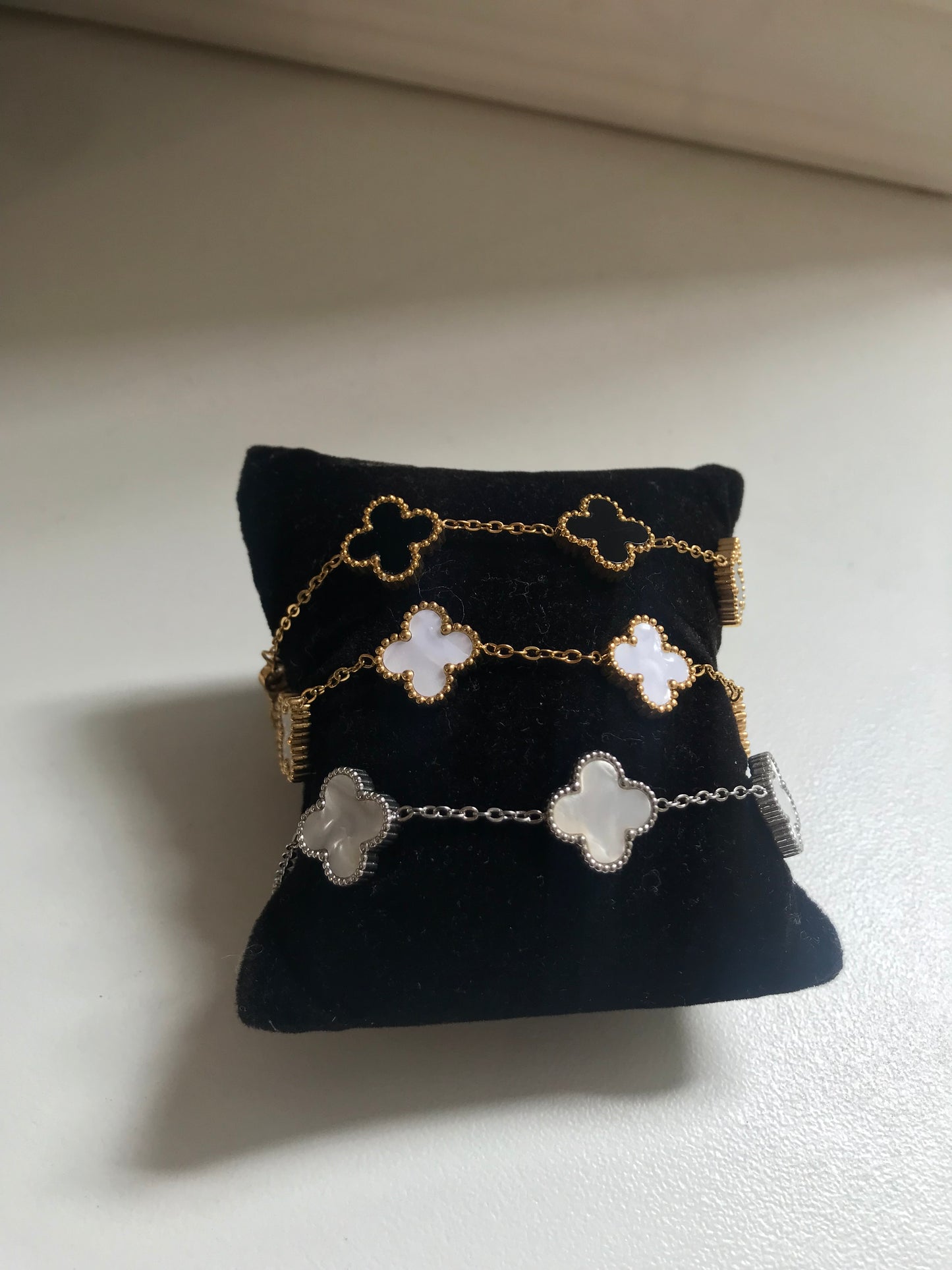 Clover bracelet