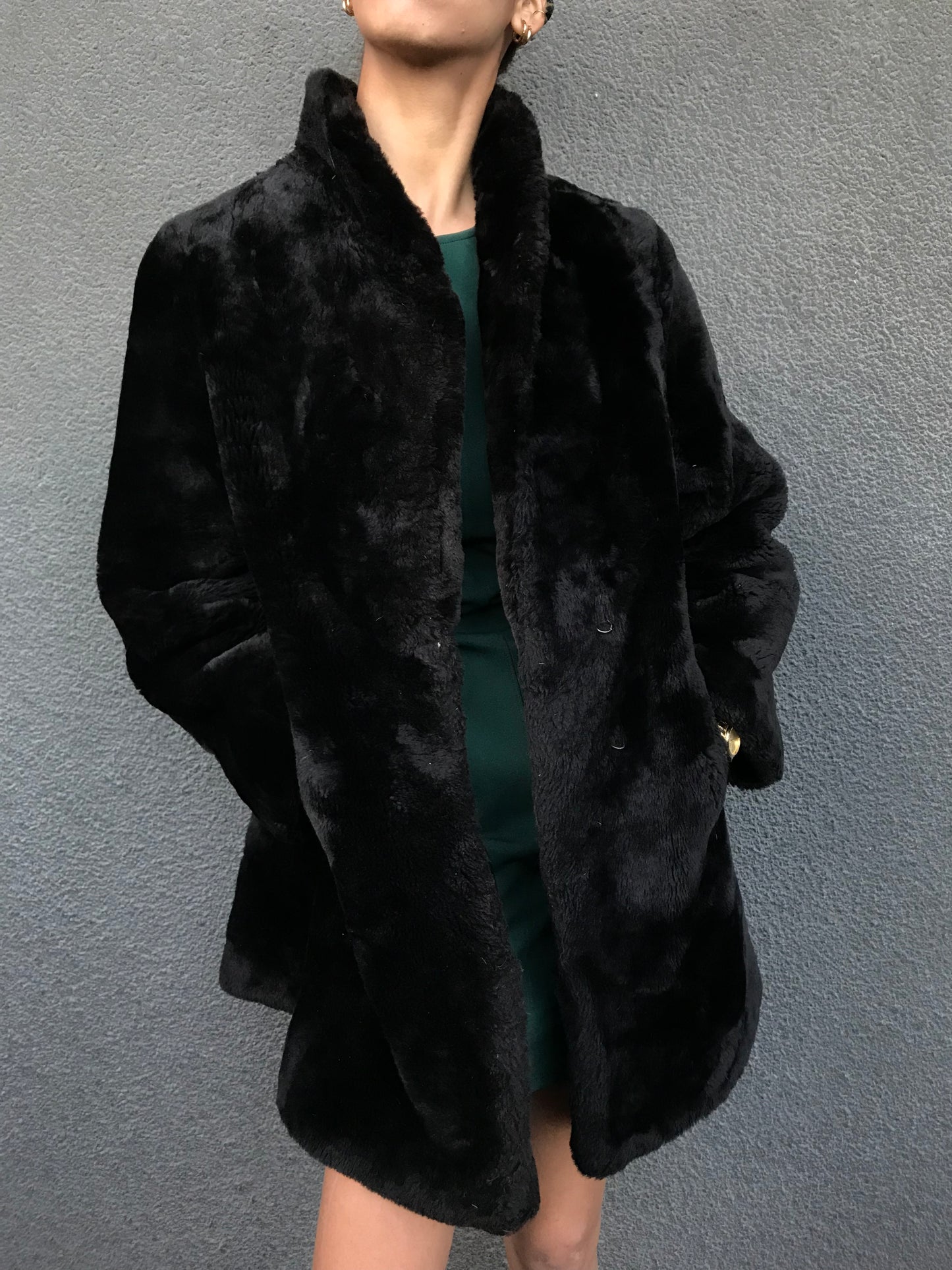 Vintage faux fur coat (black)