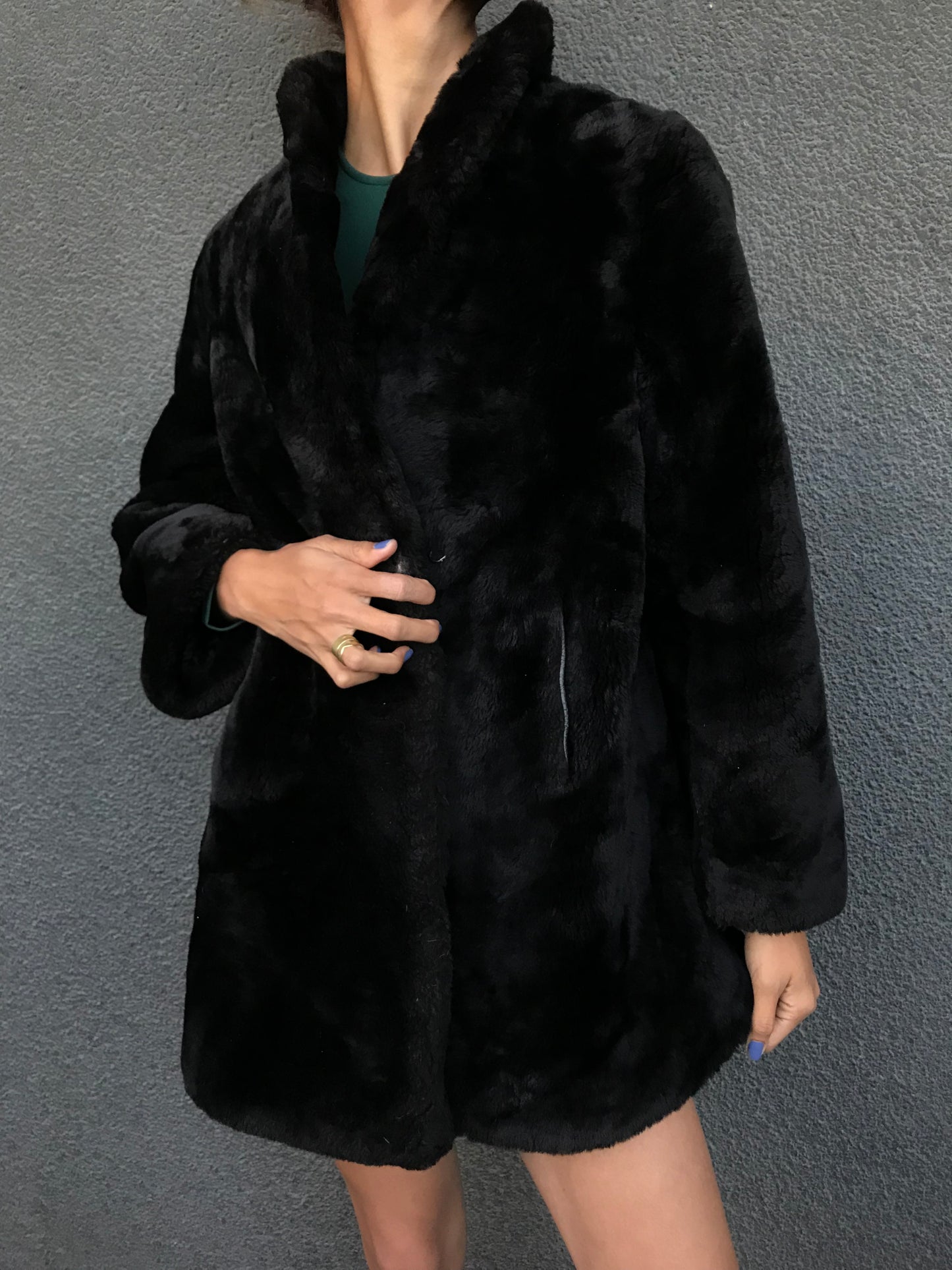 Vintage faux fur coat (black)