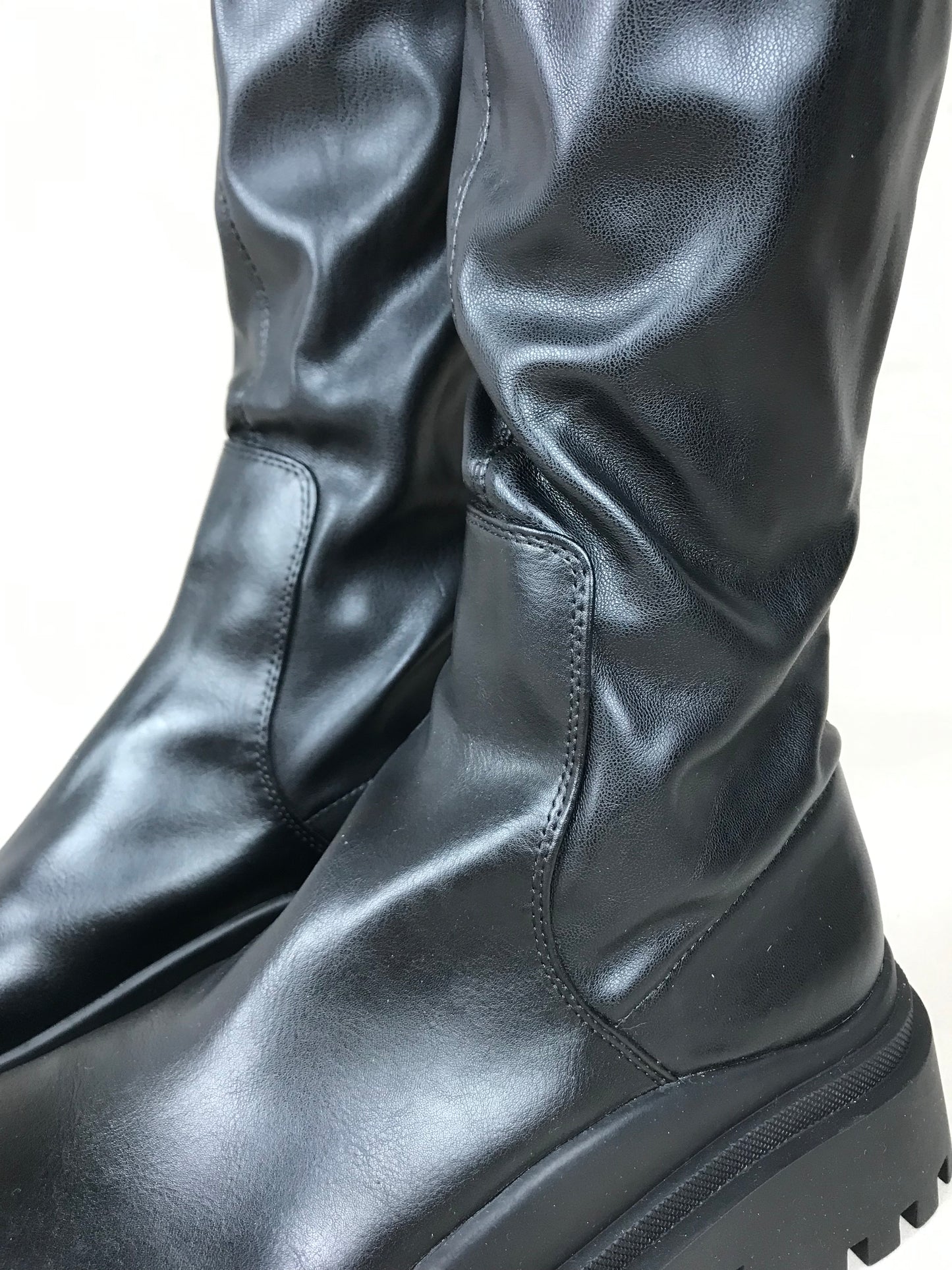 Chunky over-the-knee boots by Zara