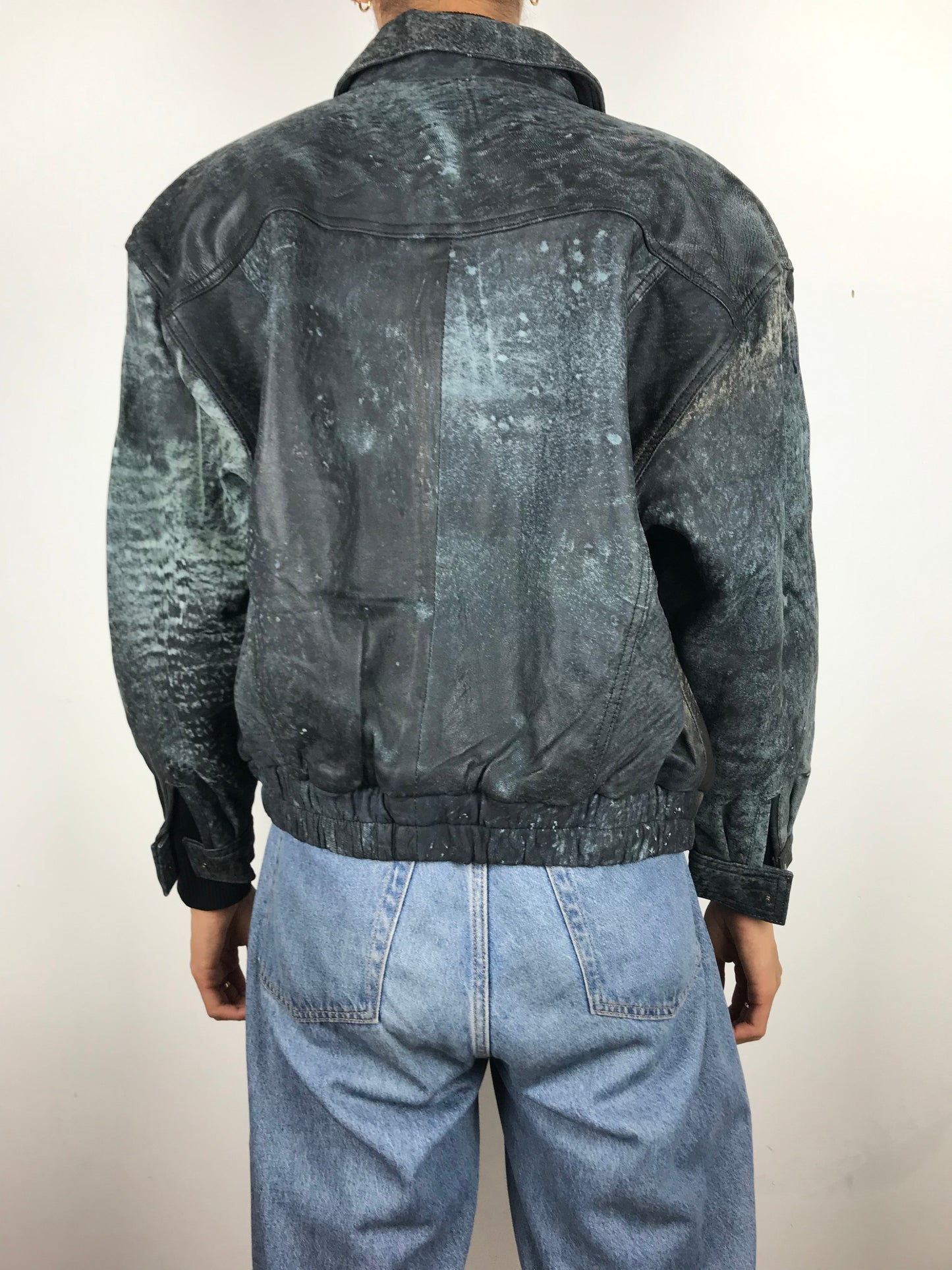 Distressed 80s leather bomber