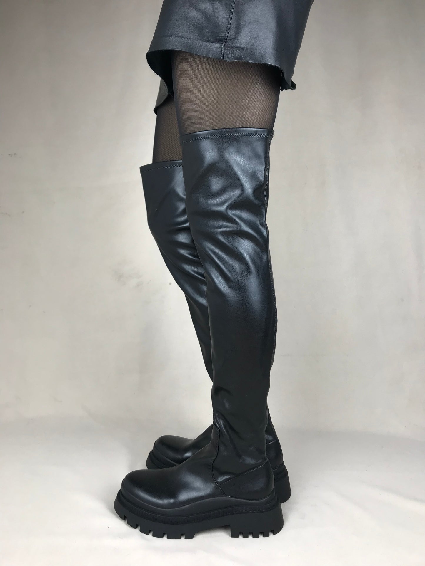 Chunky over-the-knee boots by Zara